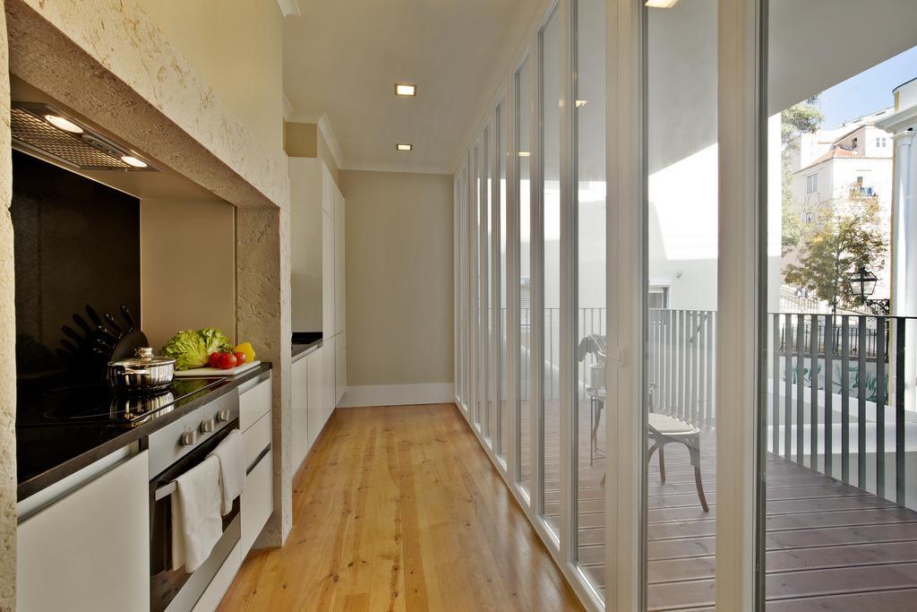 Lisbon Five Stars Apartments Bica Exterior photo